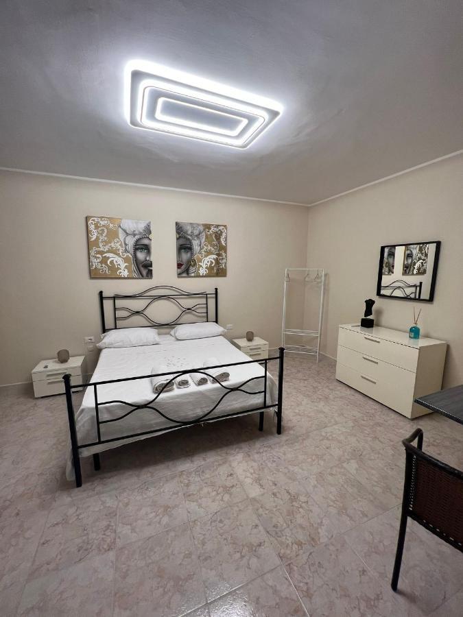 הוילה San Felice a Cancello Rose House מראה חיצוני תמונה