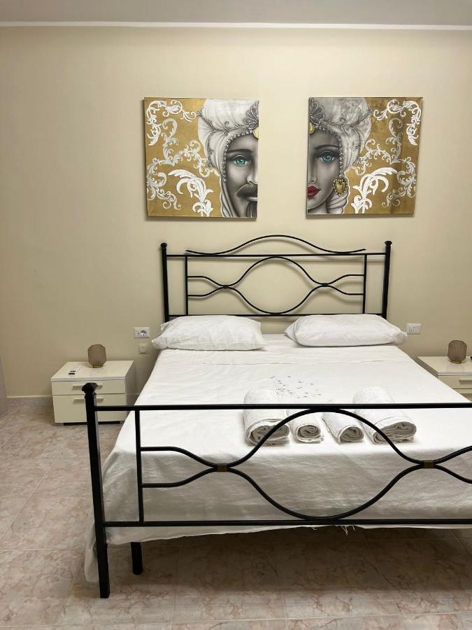 הוילה San Felice a Cancello Rose House מראה חיצוני תמונה